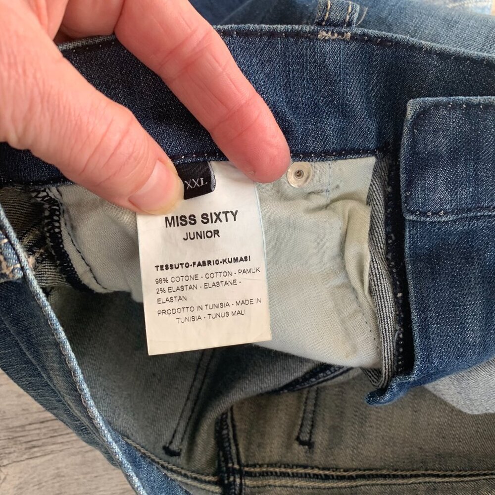 Miss 60 Junior Low Rise Embellished Medium Wash Y2K Jeans NWT - Picture 15 of 15